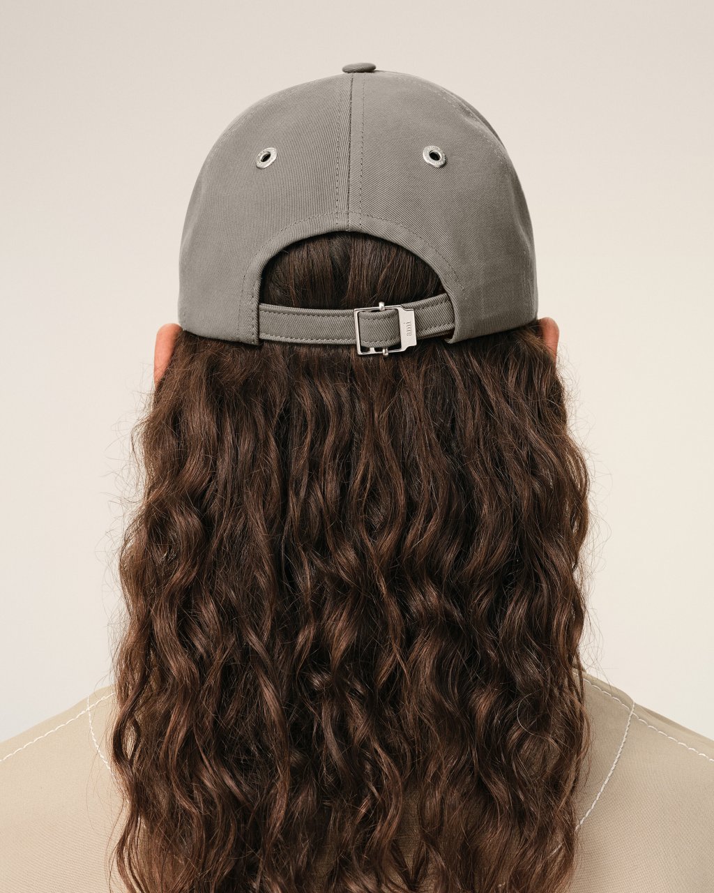 QUOTA -BLACK AMI DE COEUR EMBROIDERY CAP IN CARBONE