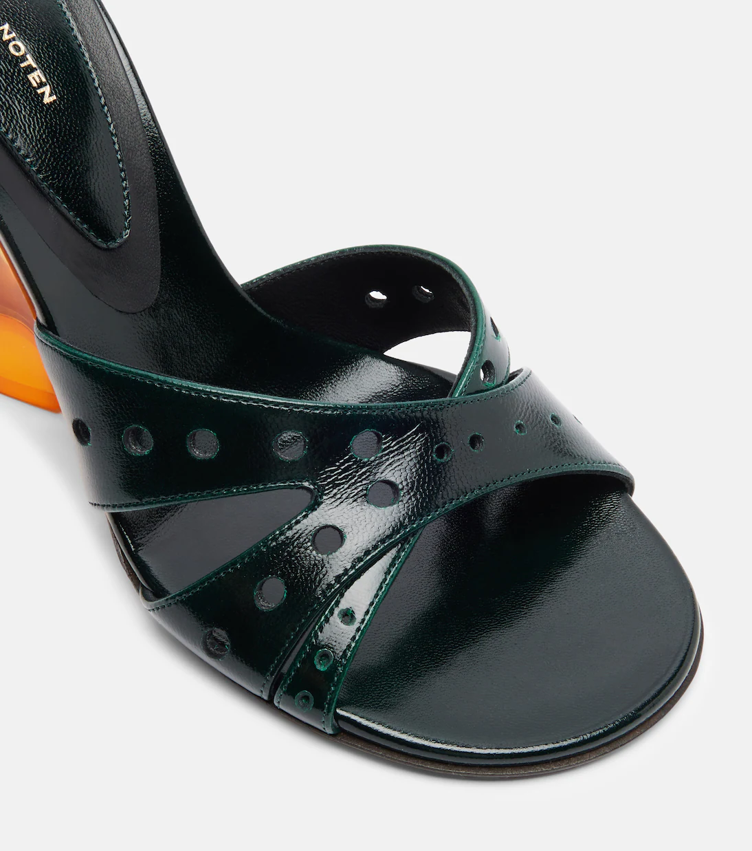 OPEN-TOE LEATHER MULES IN EMERALD