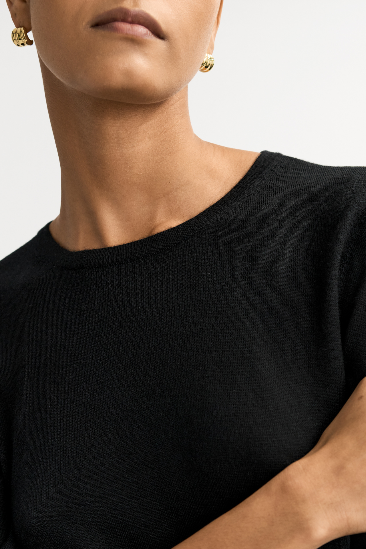 FEATHERLIGHT SHORT SLEEVE