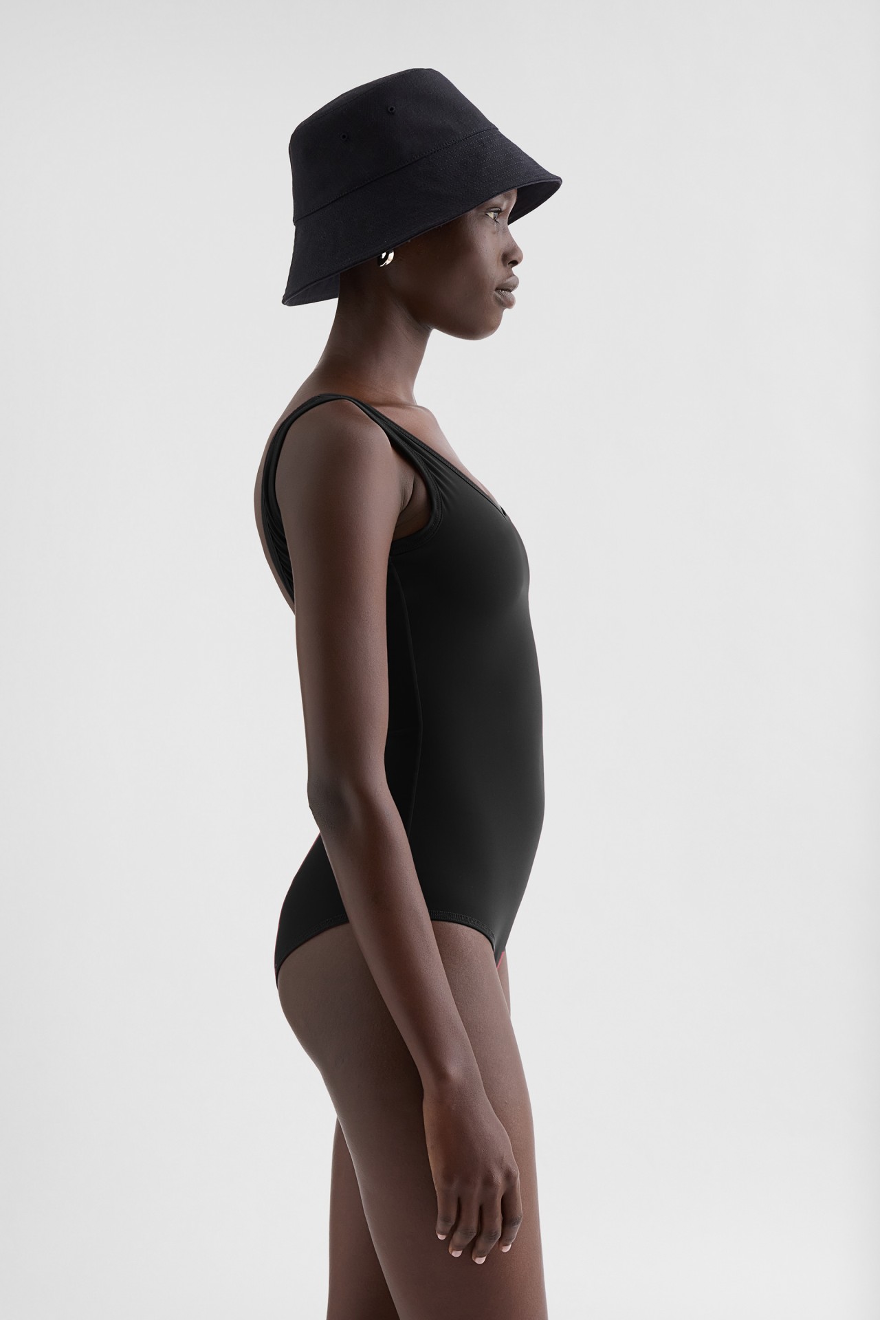 SWIMSUIT 107 BLACK