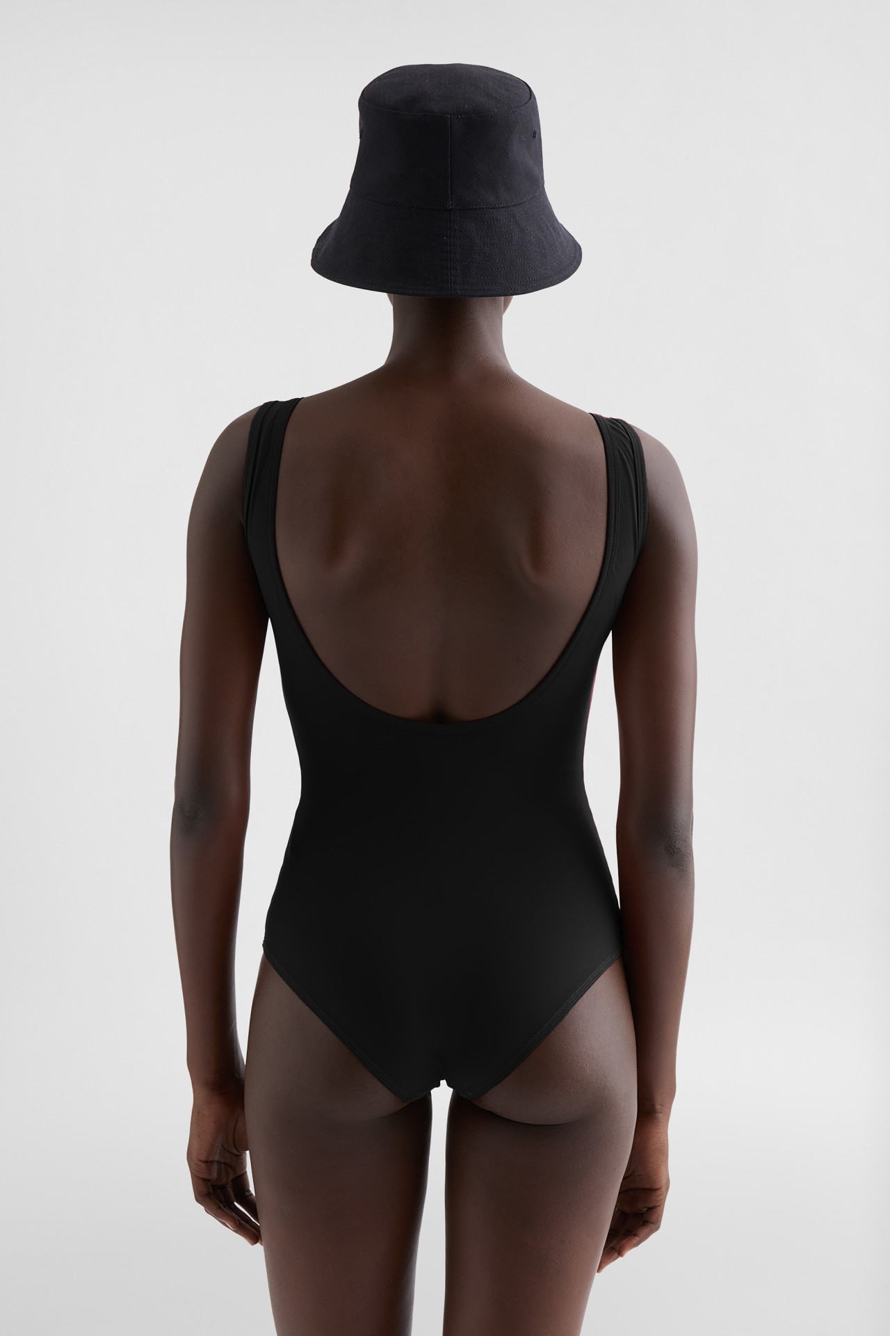 SWIMSUIT 107 BLACK