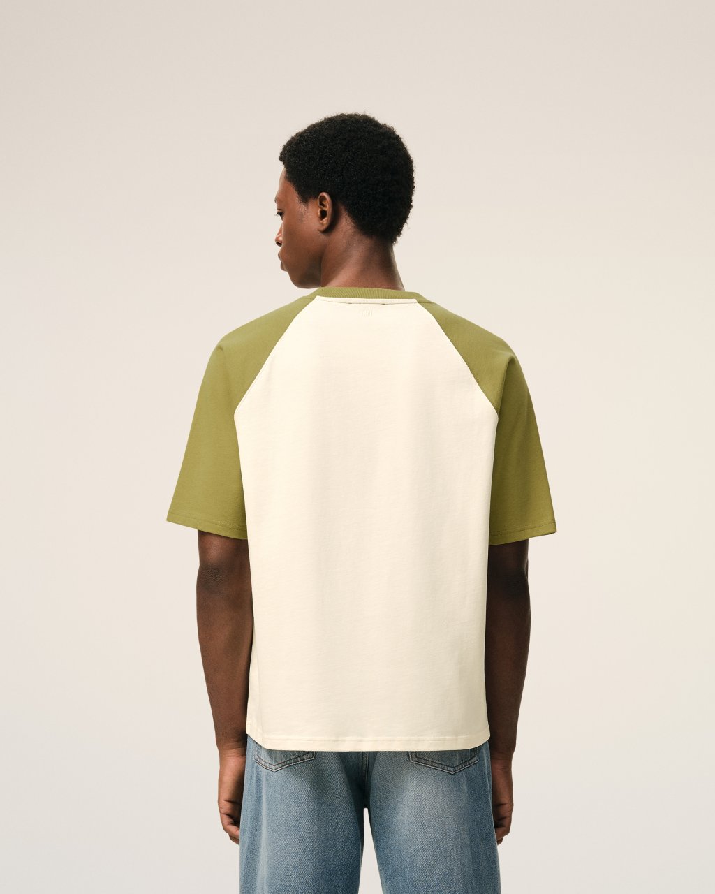 SHORT SLEEVES BOXY FIT TEESHIRT WITH AMI DE COEUR KNITTED PATCH IN BLANC CREME/MATCHA
