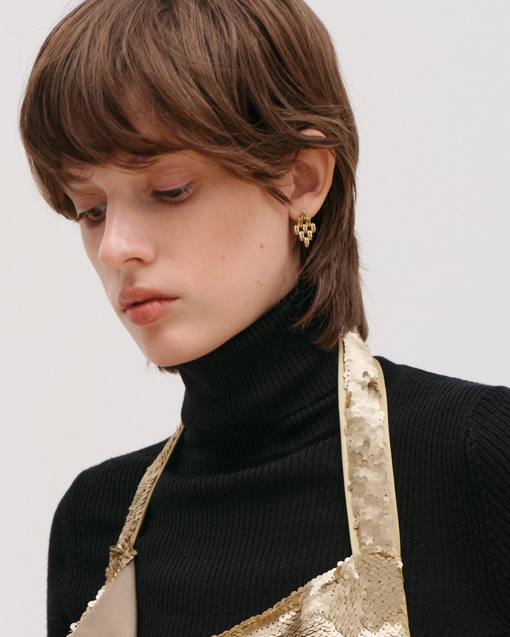 GRAINS SMALL RHOMB EARRINGS IN GOLD