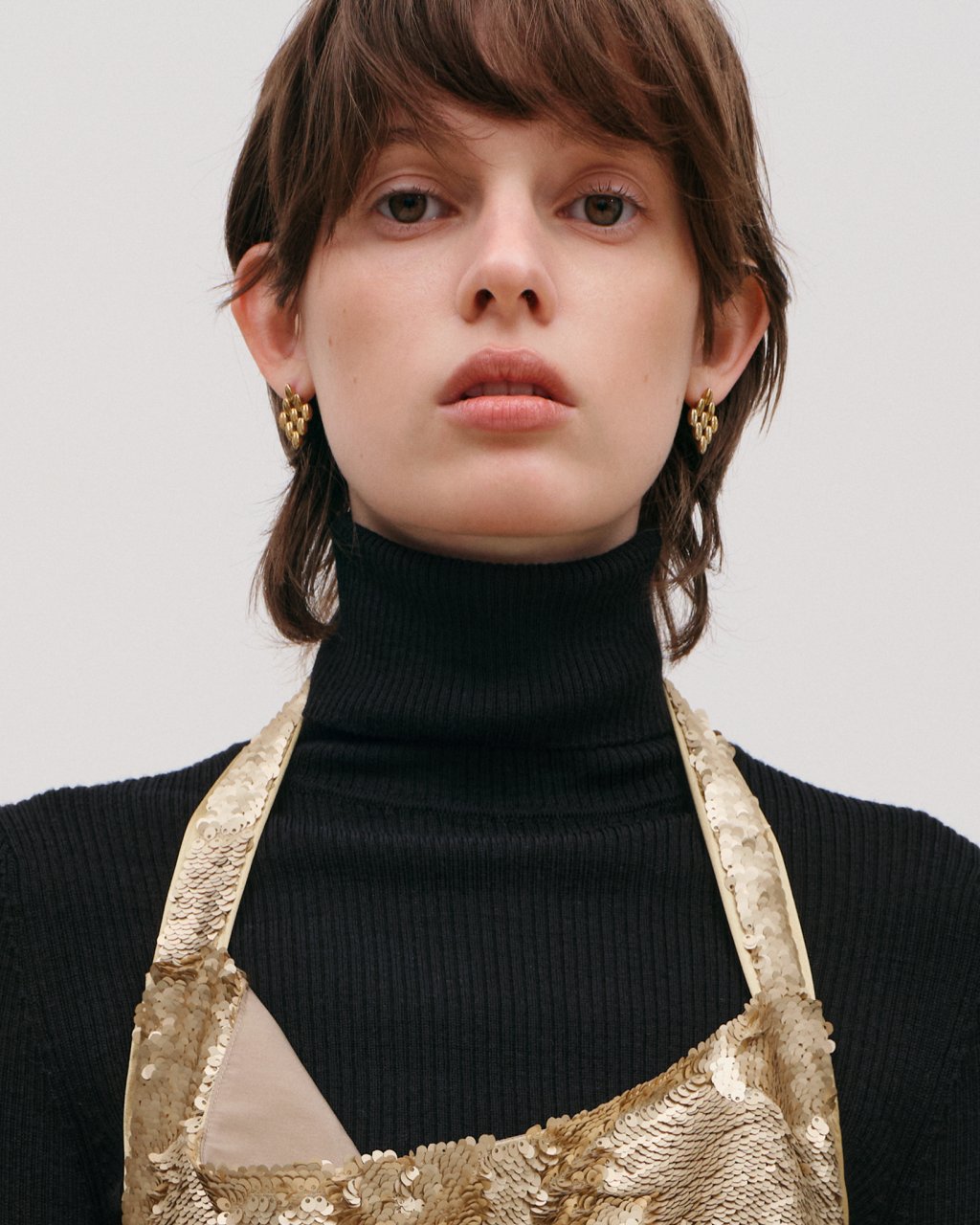 GRAINS SMALL RHOMB EARRINGS IN GOLD