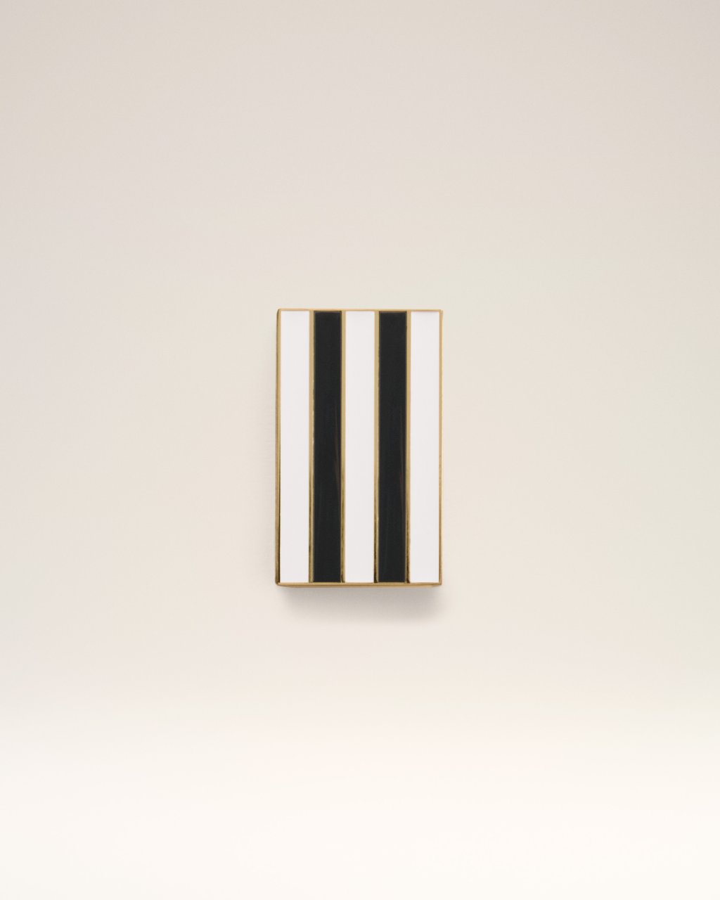 AMI DE COEUR STRIPES SMALL BOX IN OR/NOIR/BLANC CREME