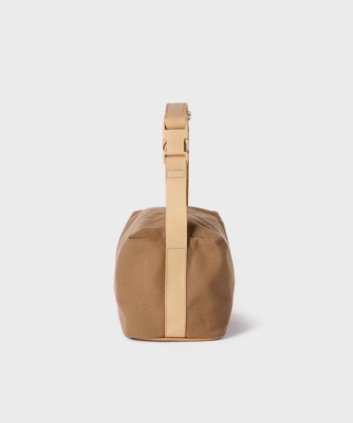 HIGH TECH POUCH