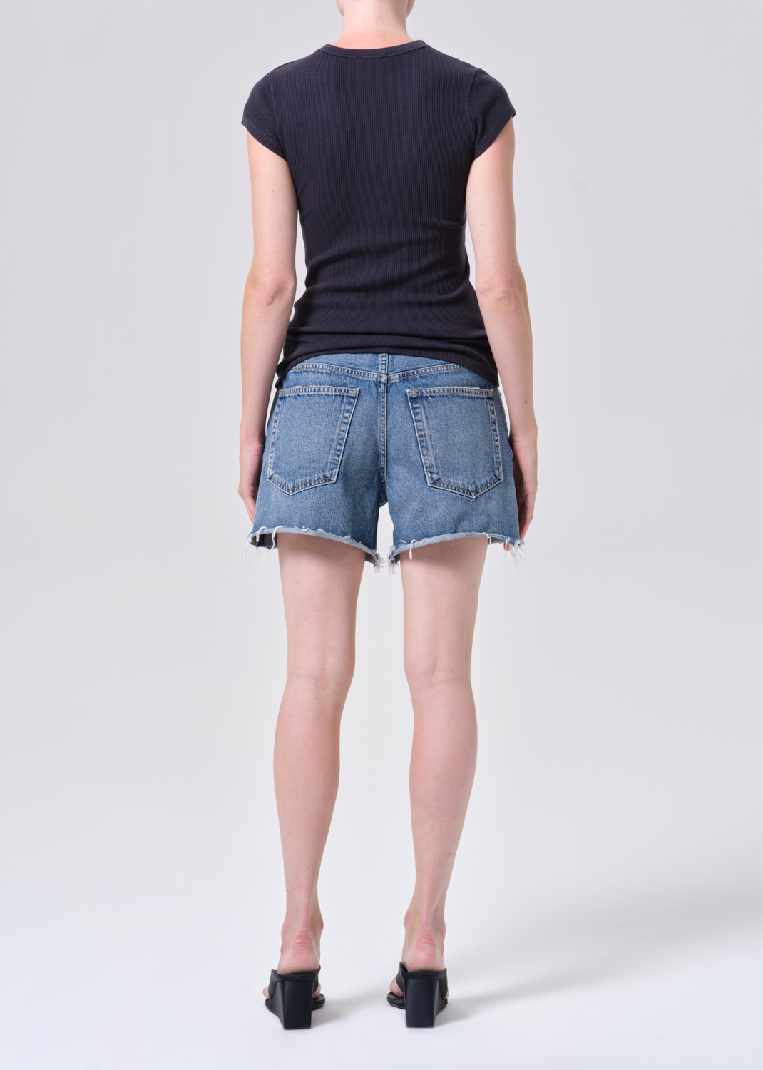 NYE SHORT IN BOUNTY 