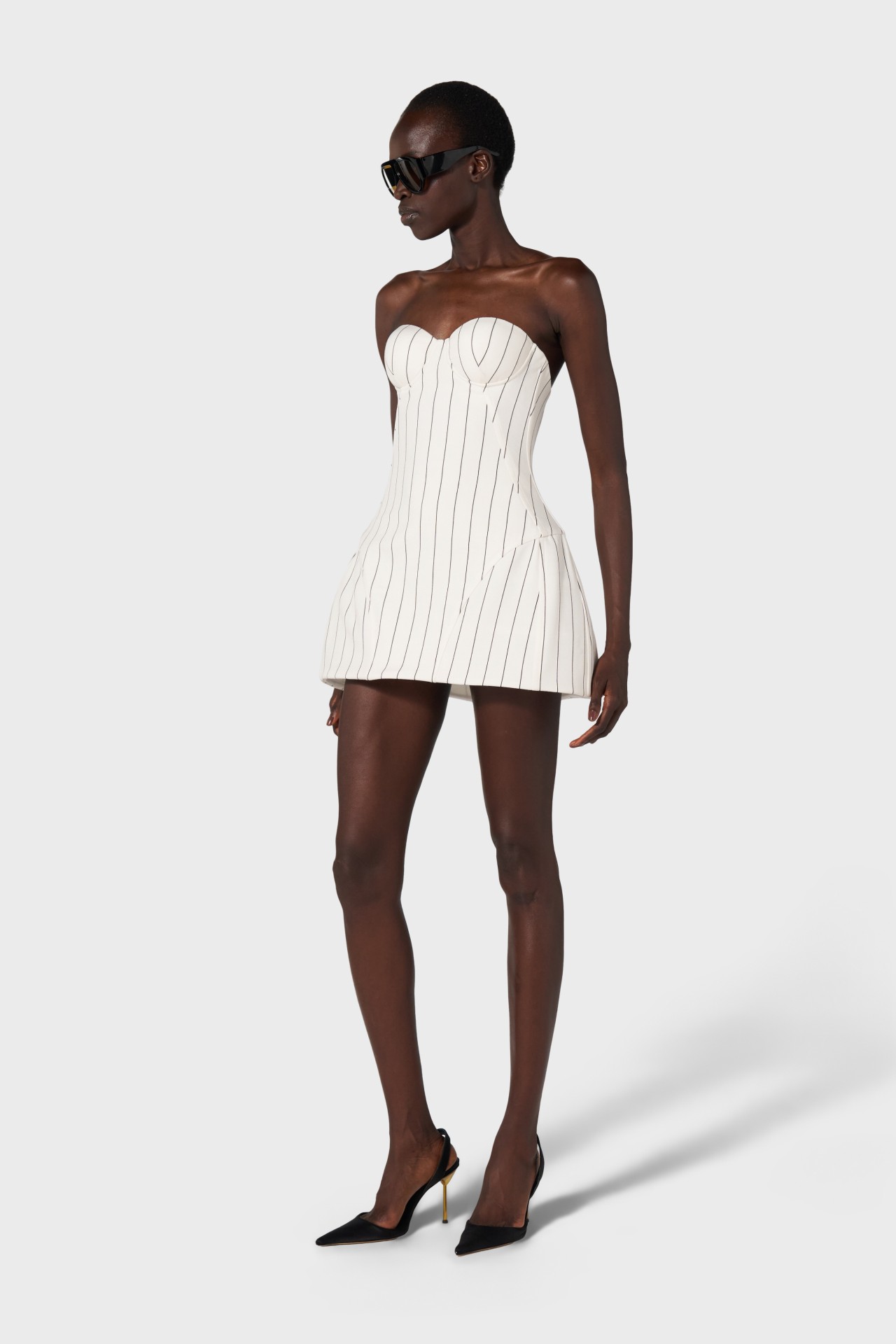 ABITO CORTO/SHORT DRESS IN WHITE/BLACK