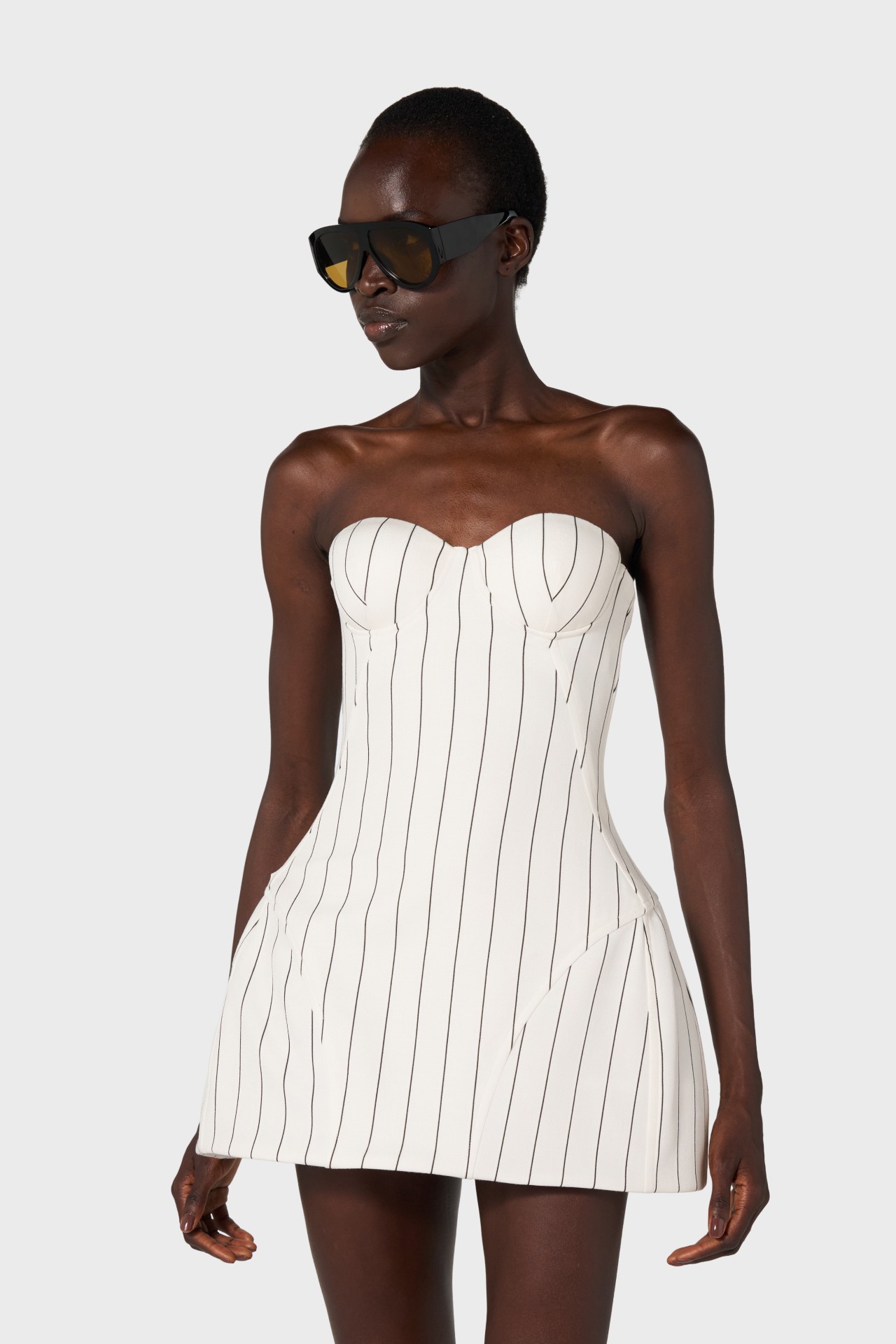 ABITO CORTO/SHORT DRESS IN WHITE/BLACK