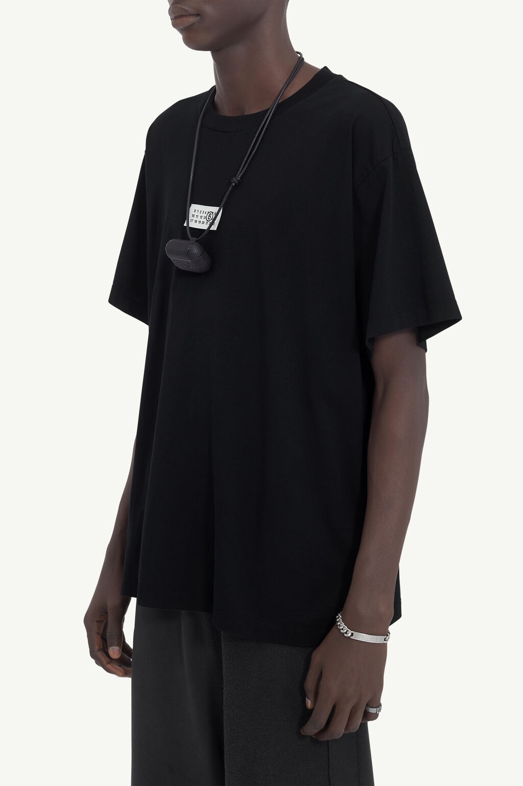 T-SHIRT BLACK 