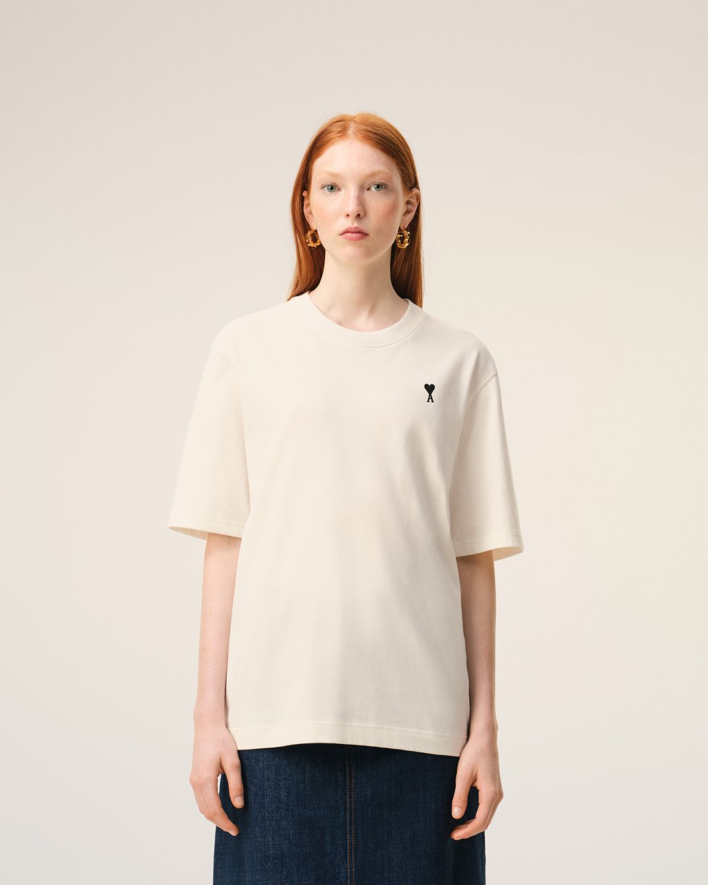 BOXY FIT SHORT SLEEVES ADC TEESHIRT WITH SIGNATURE PRINT AT BACK IN WHITE CREAM
