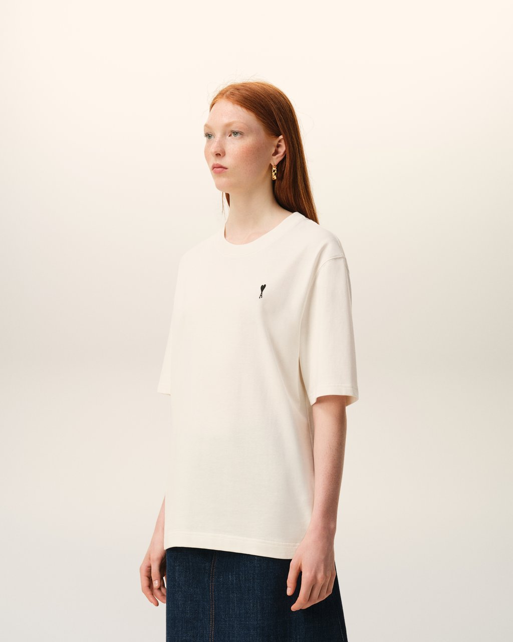 BOXY FIT SHORT SLEEVES ADC TEESHIRT WITH SIGNATURE PRINT AT BACK IN WHITE CREAM