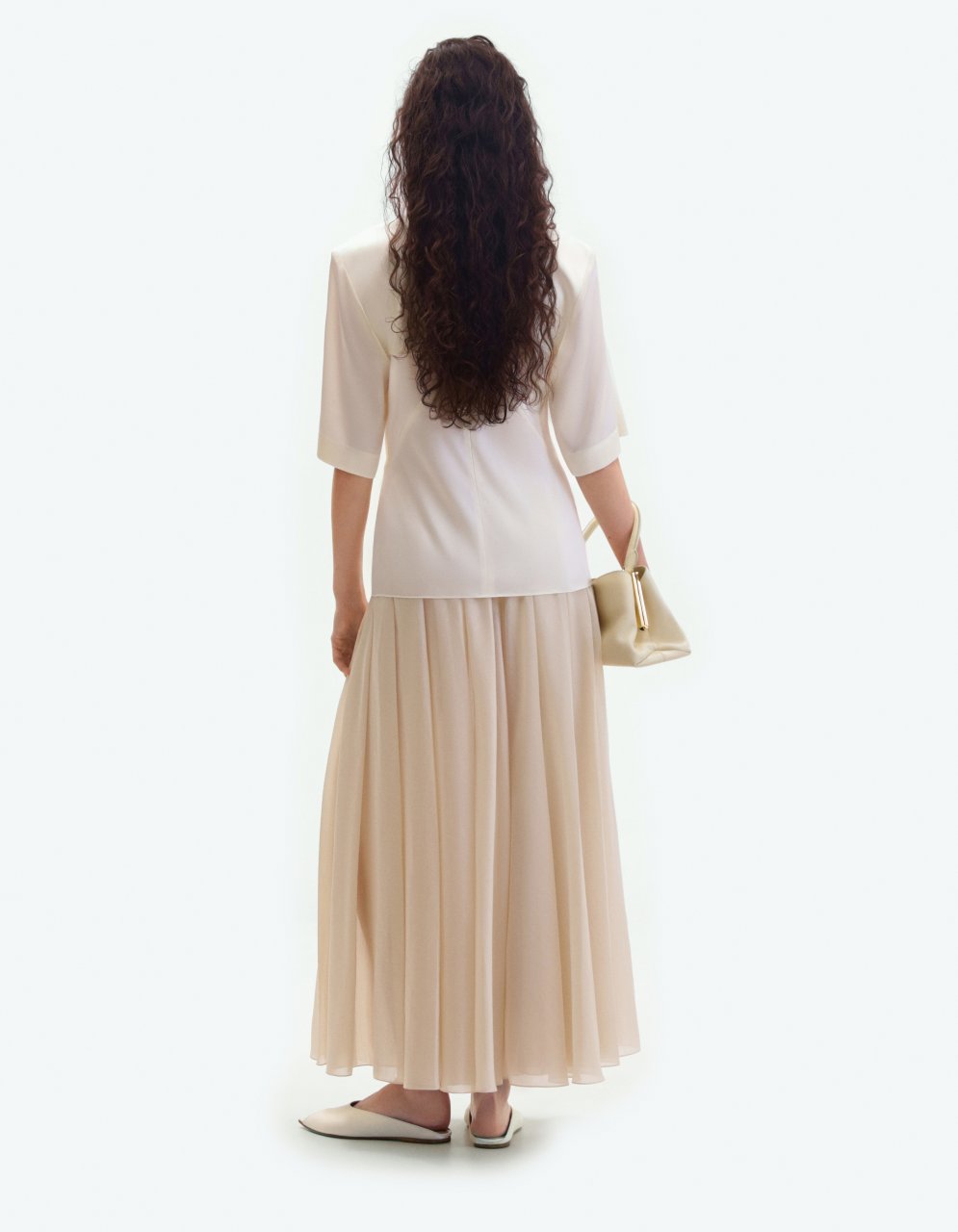 T-SHIRT WITH GEOMETRIC DETAILS