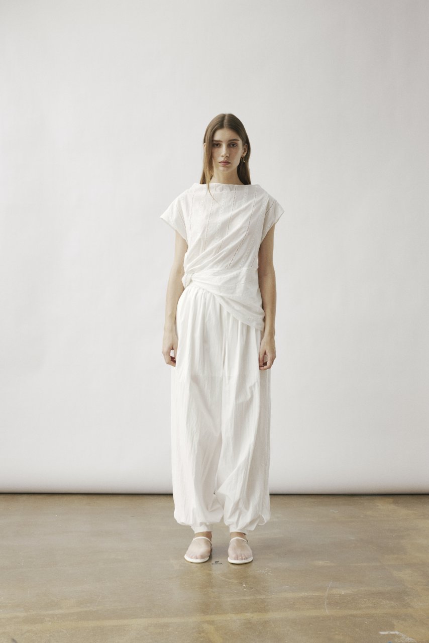 EOS BALLOON TROUSERS IN WHITE