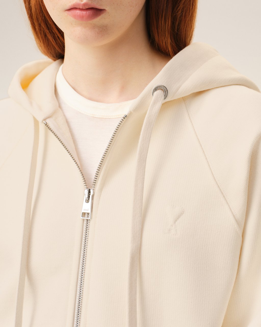 QUOTA -SMALL EMBOSSED ADC HOODIE  WITH ZIP IN WHITE CREAM