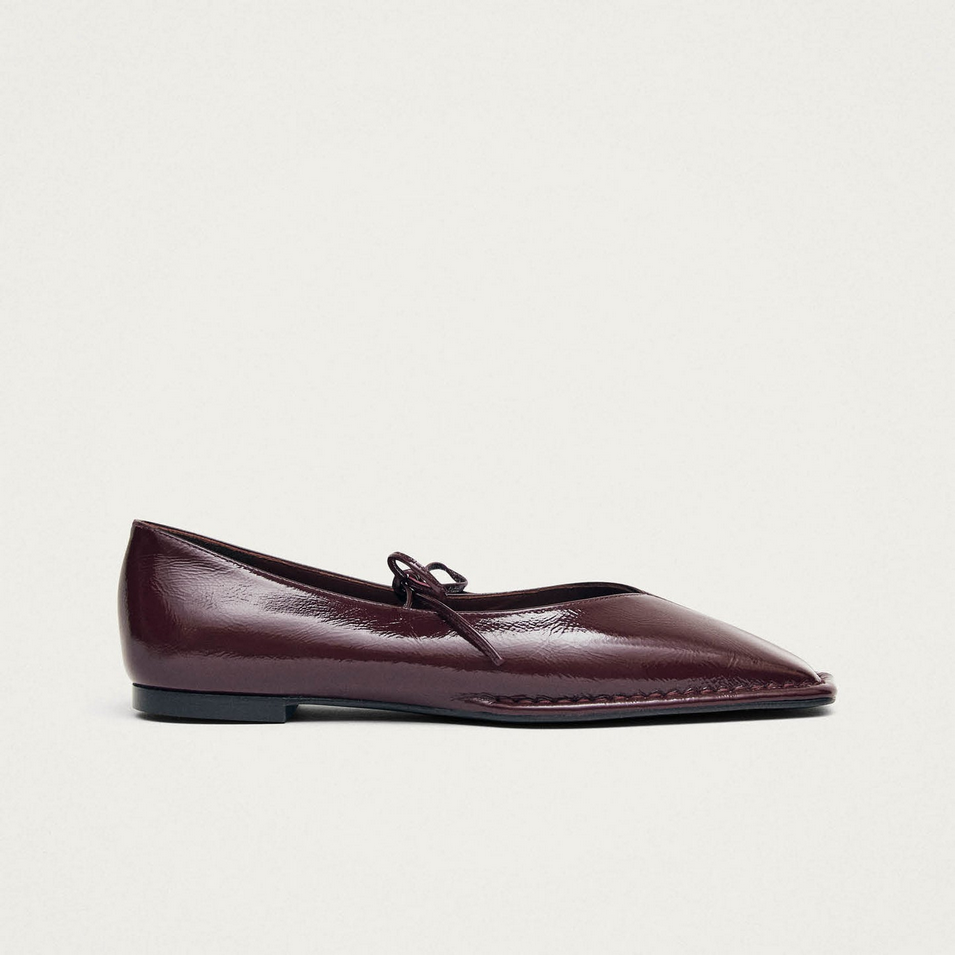SWAY LEATHER BALLET FLATS IN BURGUNDY