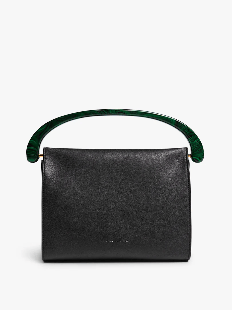 BAG IN BLACK 