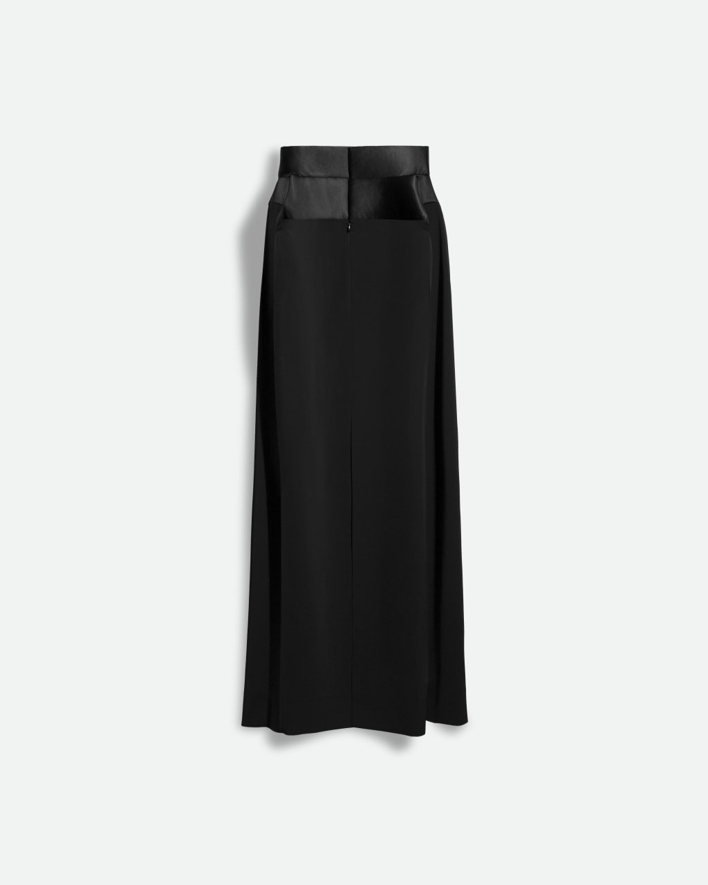 STRUCTURED SKIRT