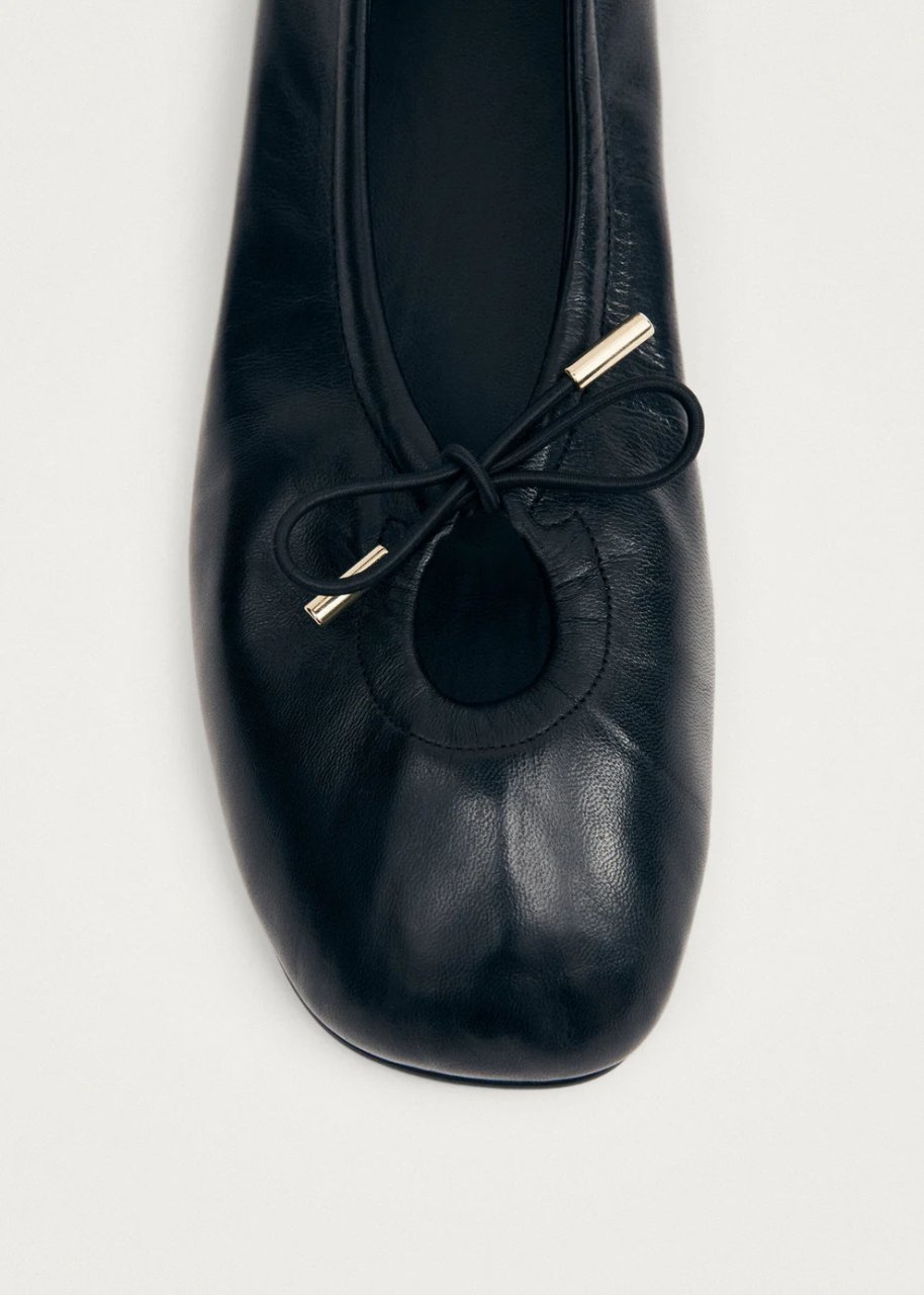 BUMI ONIX BLACK LEATHER BALLET FLATS