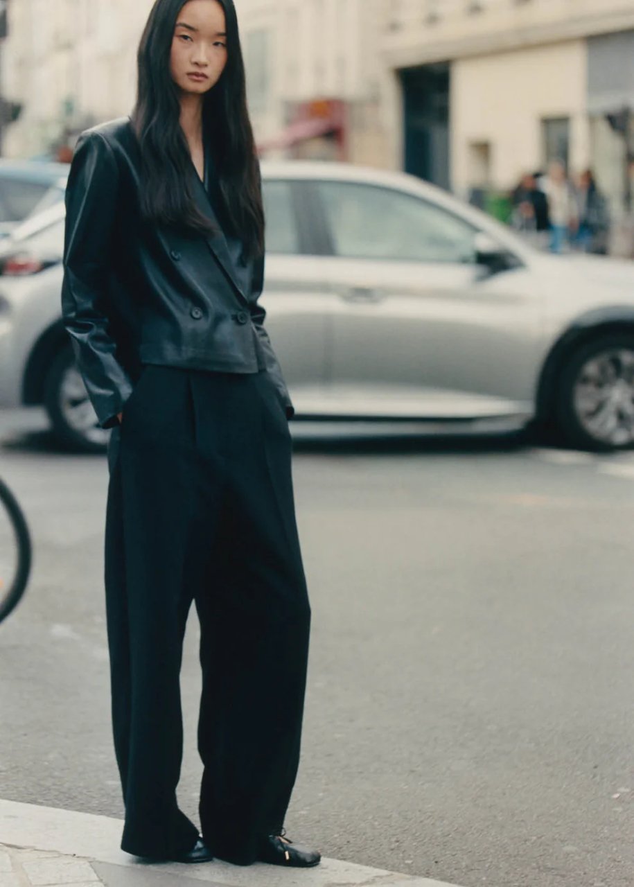 BUMI ONIX BLACK LEATHER BALLET FLATS
