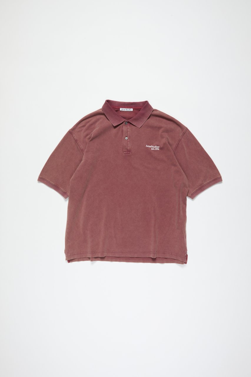 SHORT SLEEVE T-SHIRT IN MAROON RED