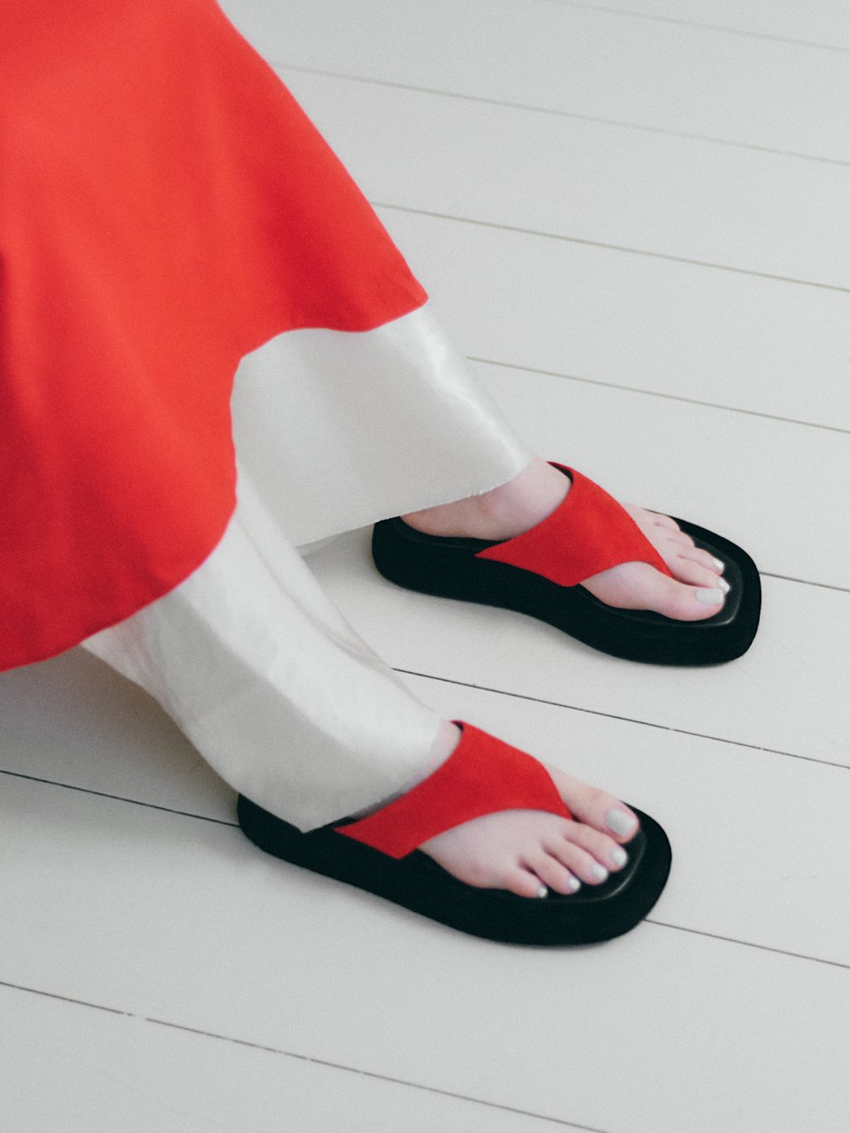 BOY PLATFORM SANDAL IN RED SUEDE
