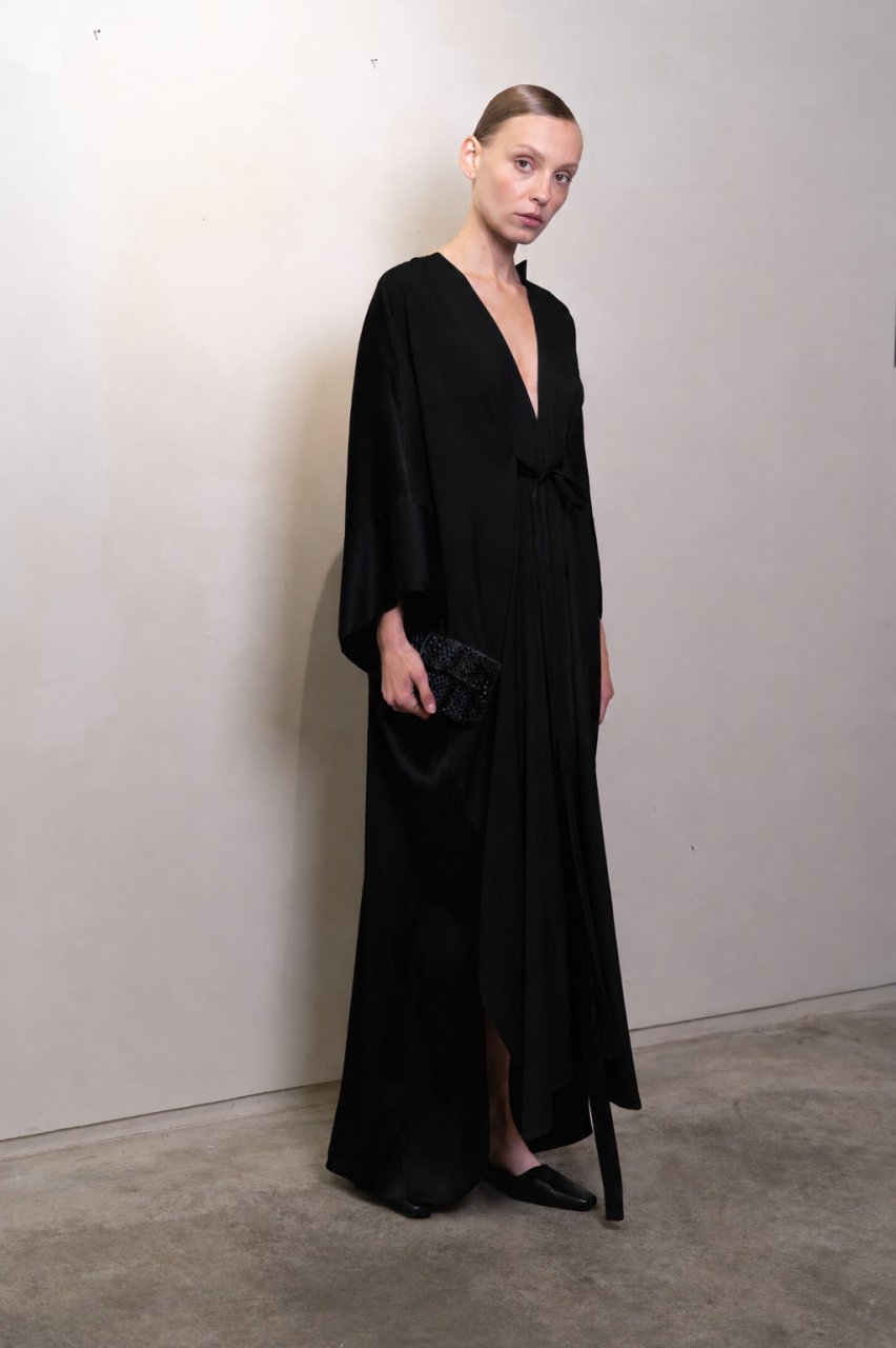 PONCHO-DRESS WITH BELT