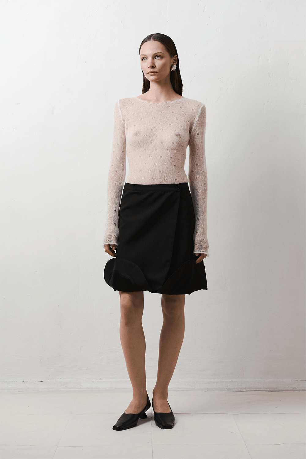 'MEREZHKA' SWEATER IN BLACK