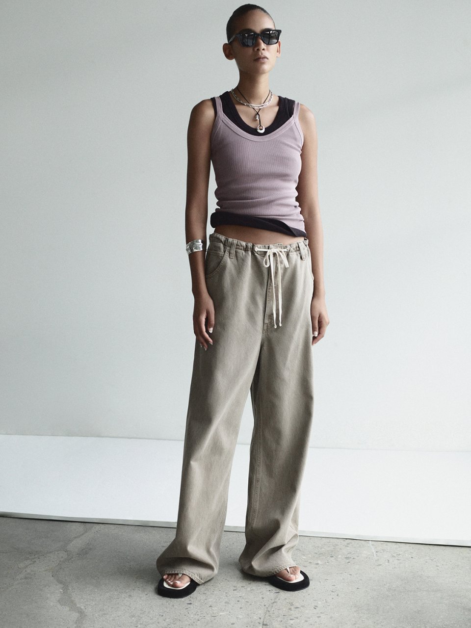 SHAW JEAN IN TRAIL