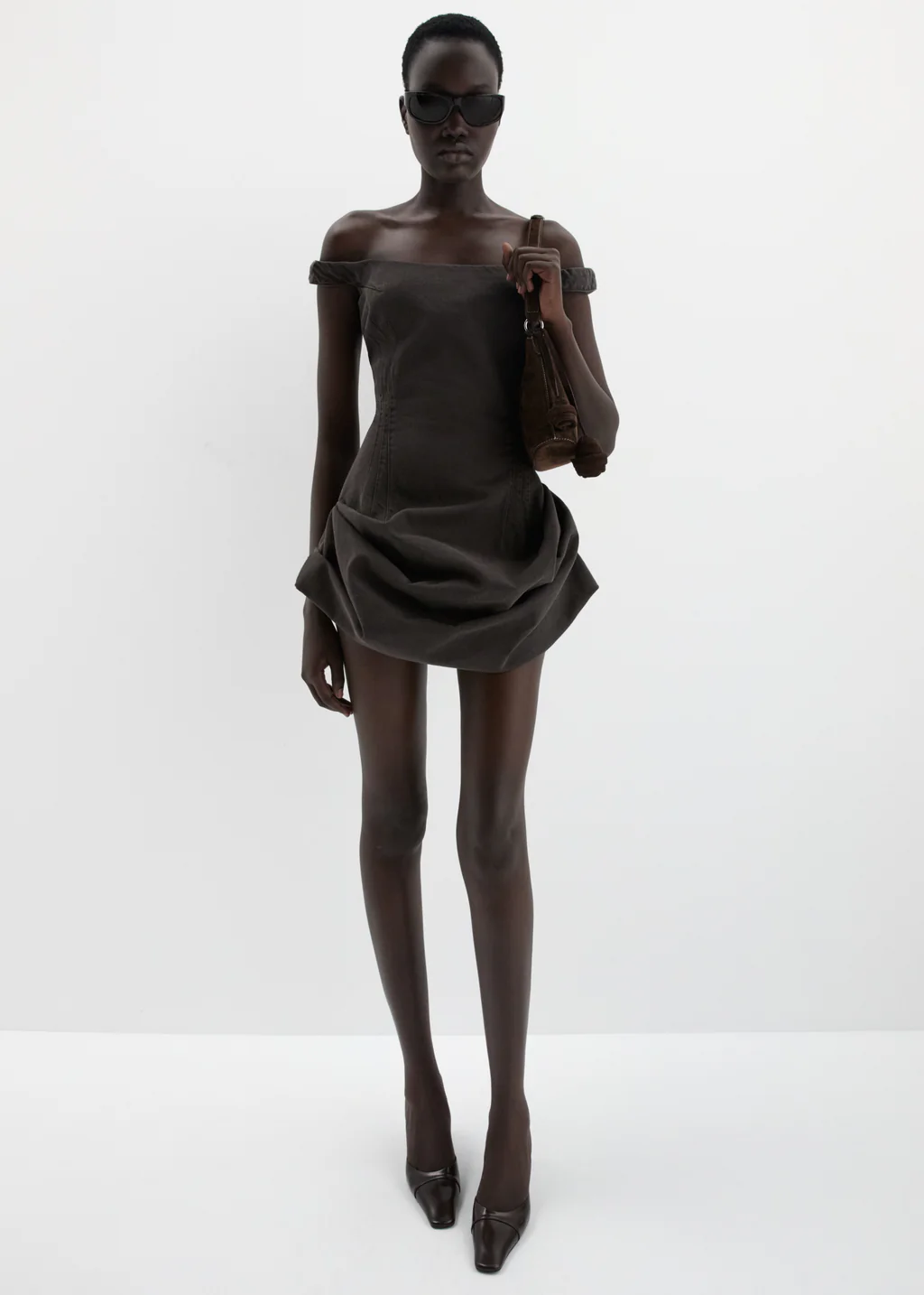 DENIM DRESS IN BROWN