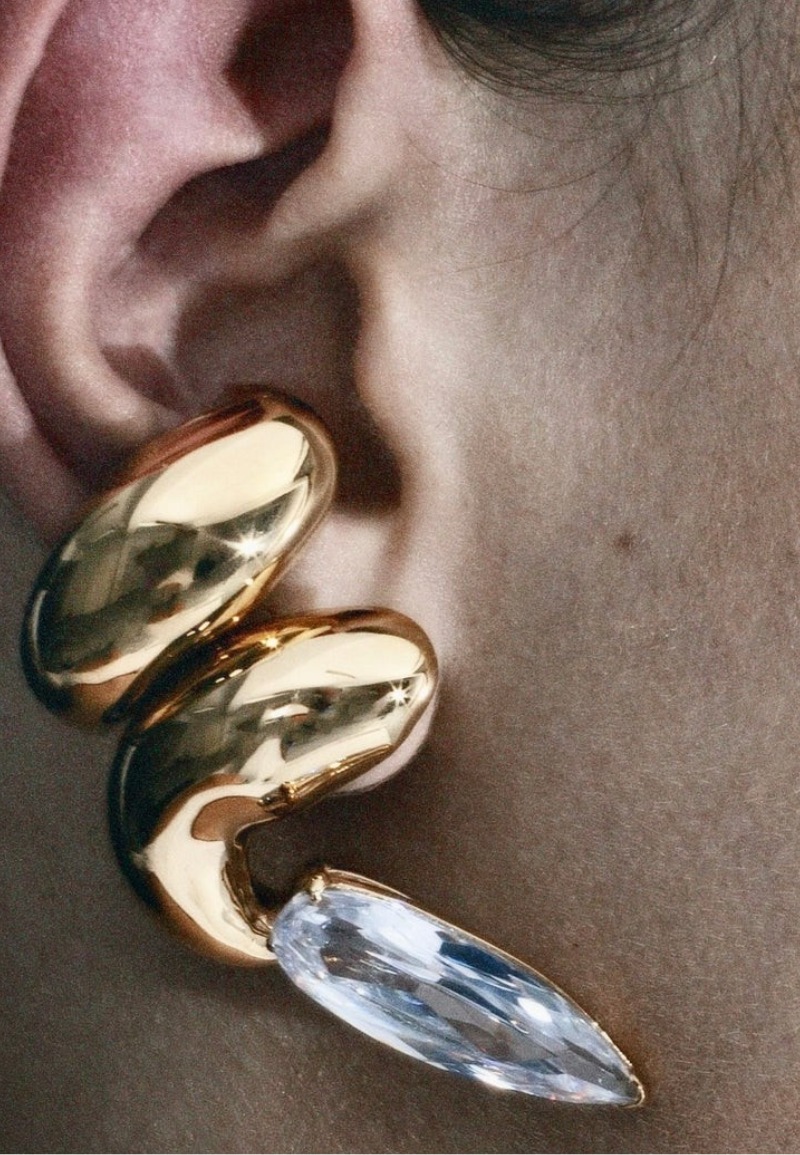 GOLD CLEAR BLOWN SHARP ALIEN EAR SET