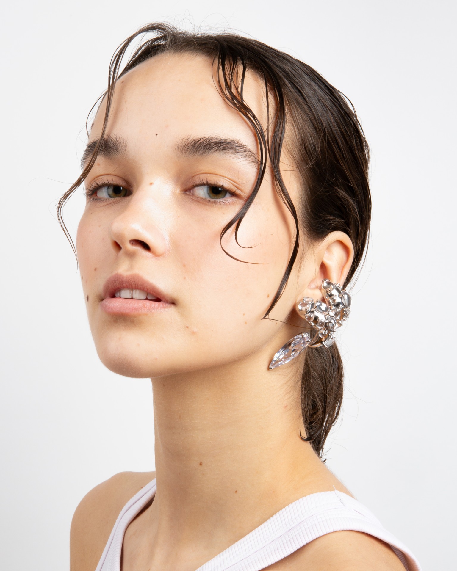 GOTHIKA MAXI ALIEN CLEAR EAR SET (LEFT)