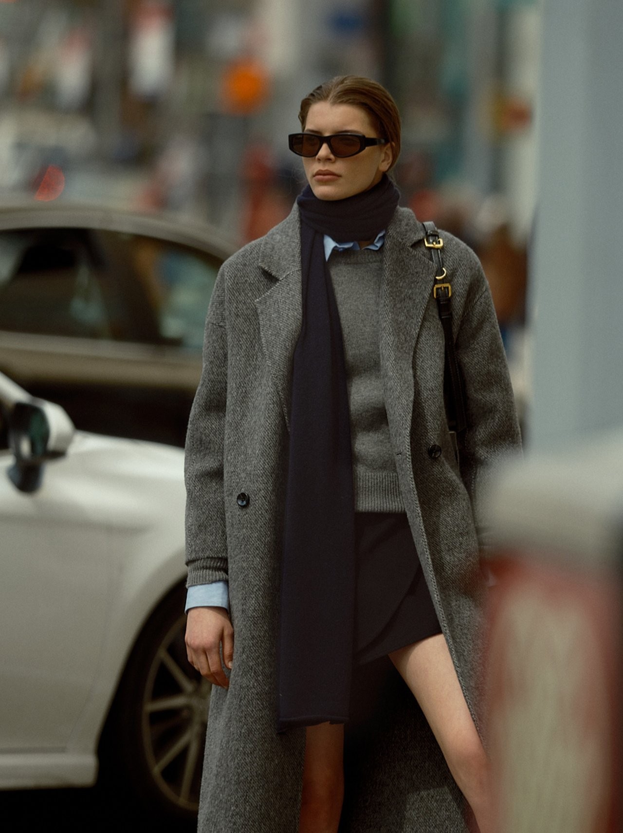 HERRINGBONE PATTERN COAT IN DARK GREY