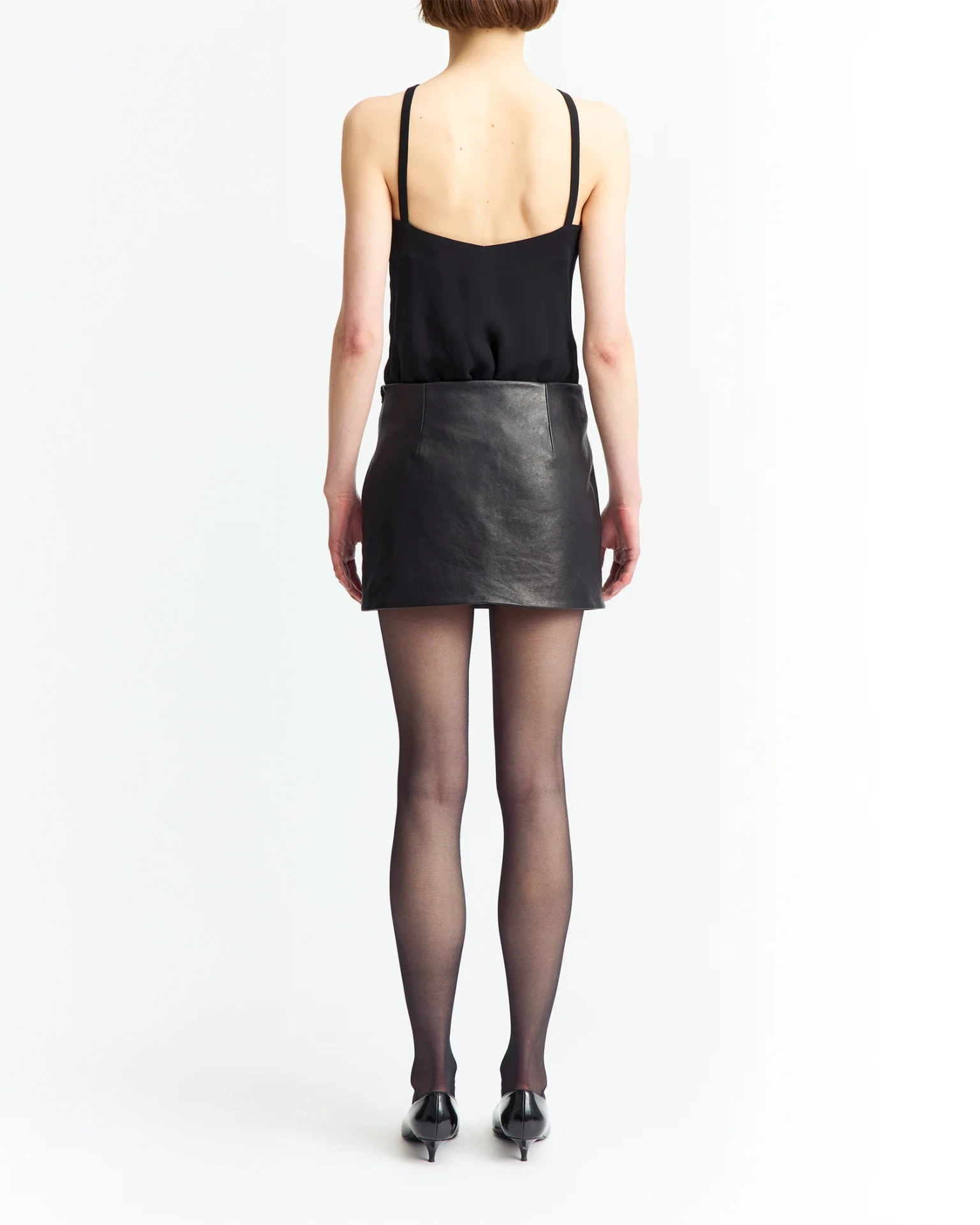 IVIA TOP IN BLACK