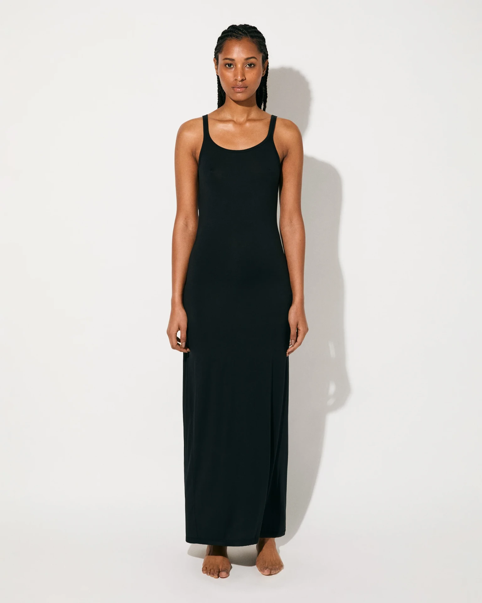 LIGHTWEIGHT TANK DRESS IN BLACK