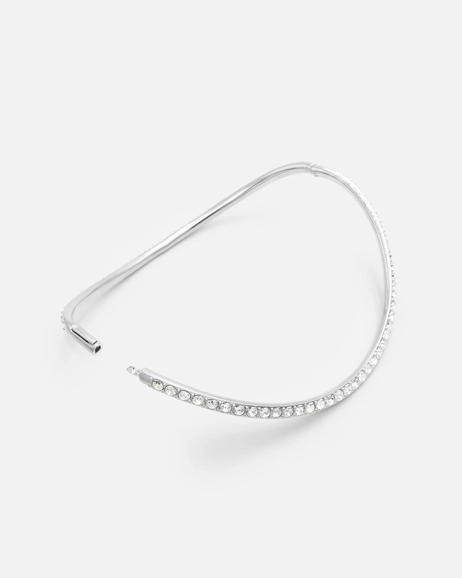LINE NECKLACE IN SILVER