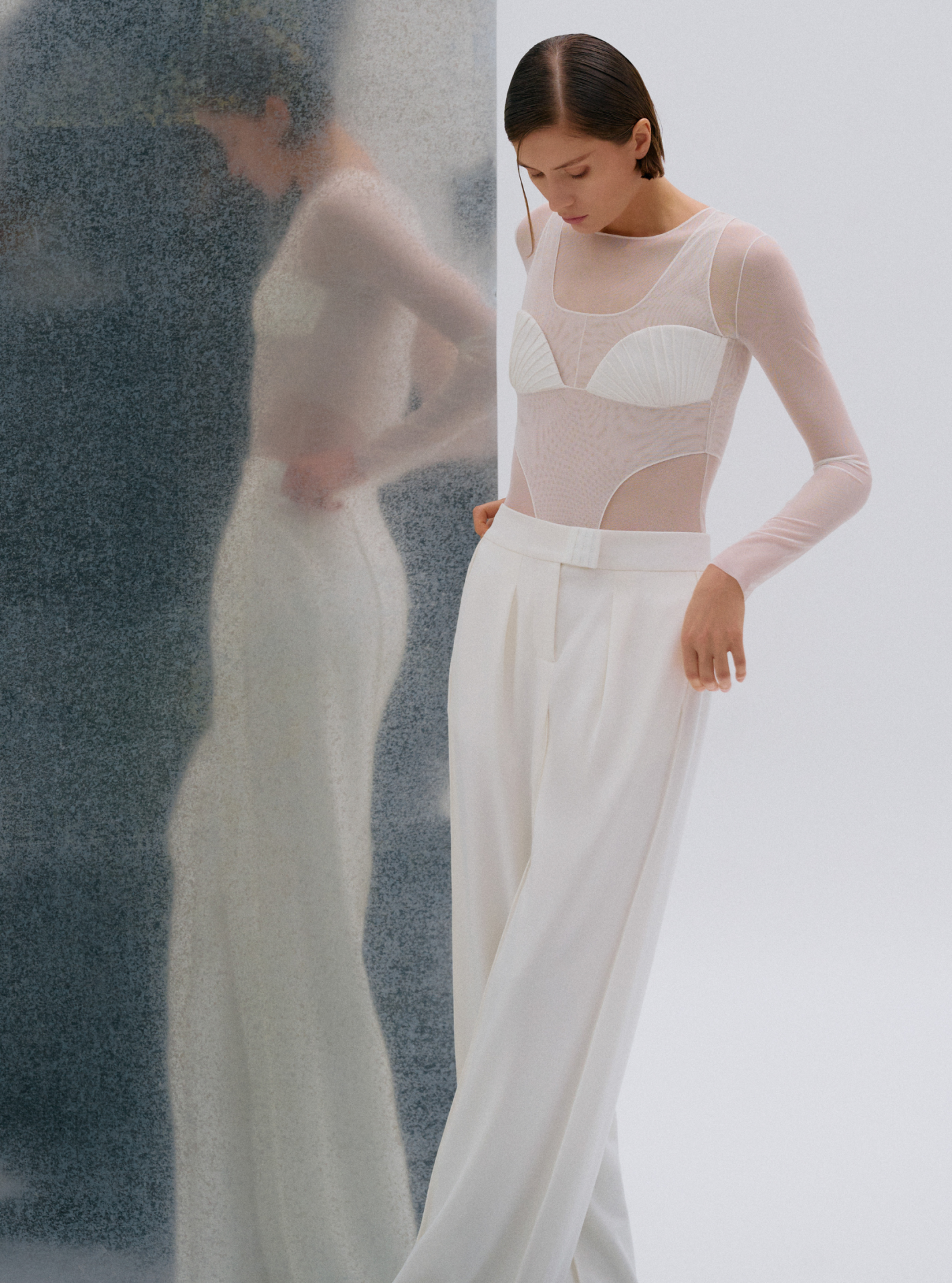 LONG SLEEVE BODYSUIT IN IVORY