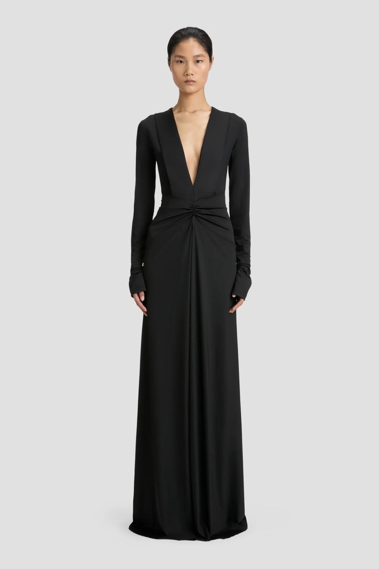 LONG SLEEVE DEEP V-NECK GOWN IN BLACK