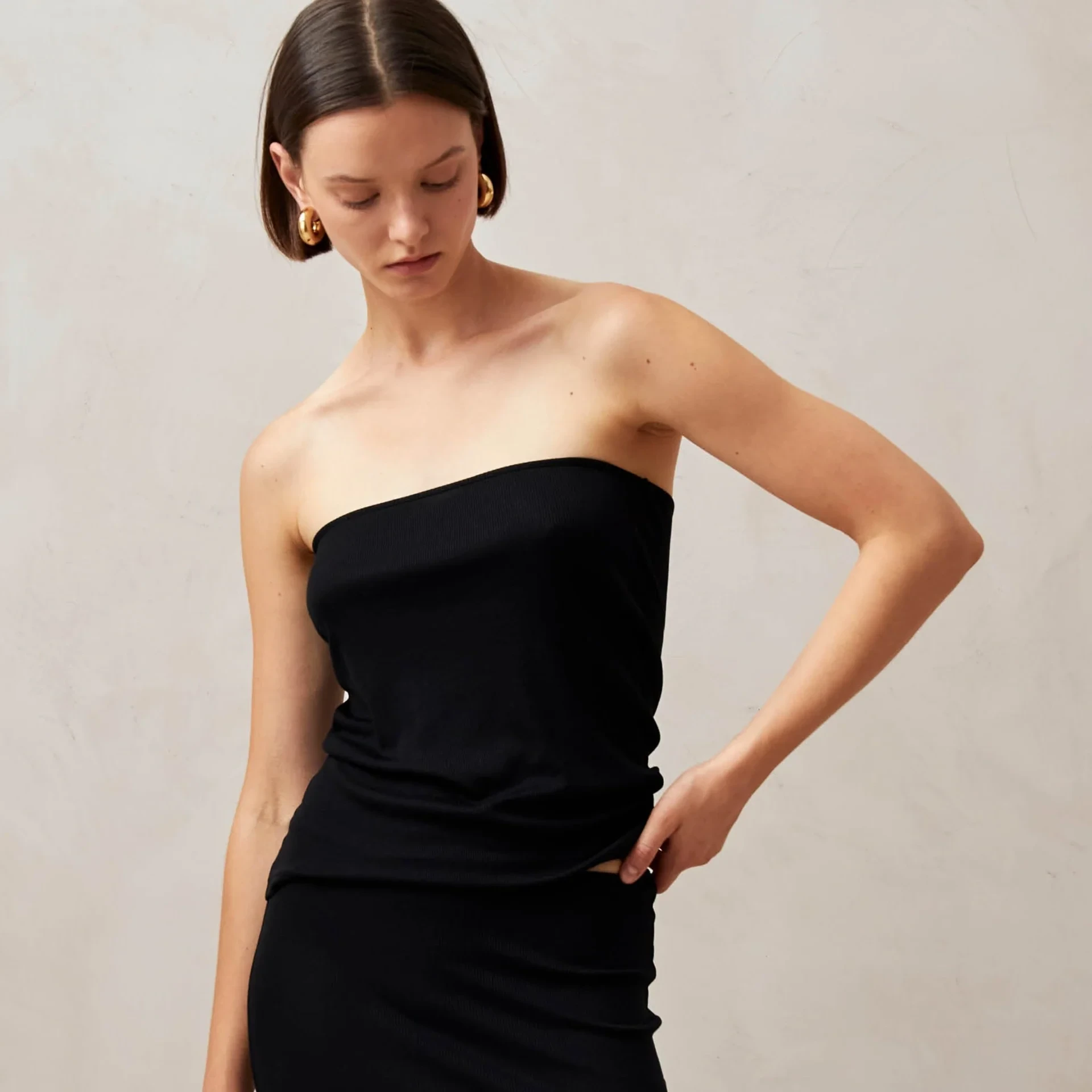 MONA TOP IN BLACK