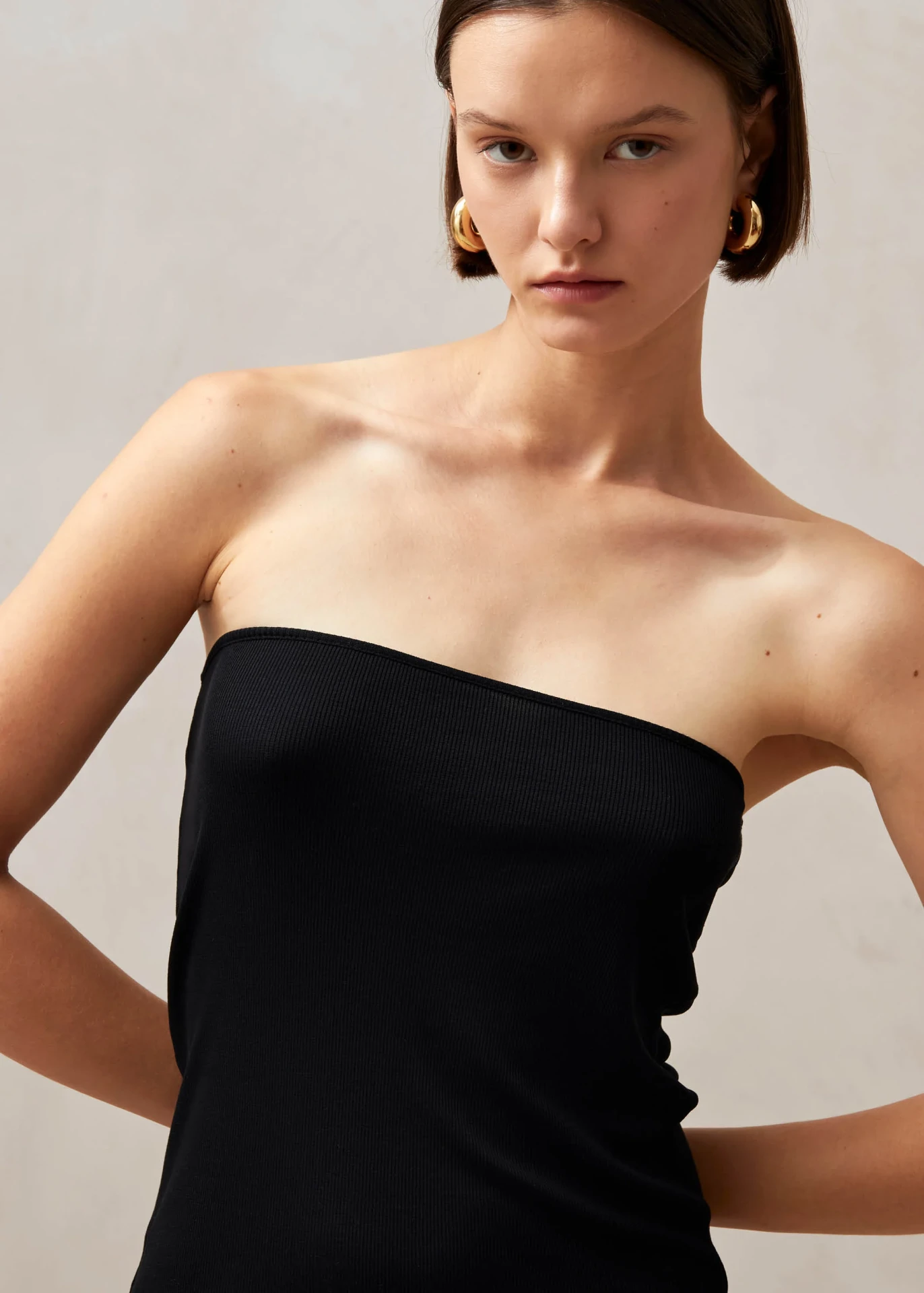 MONA TOP IN BLACK