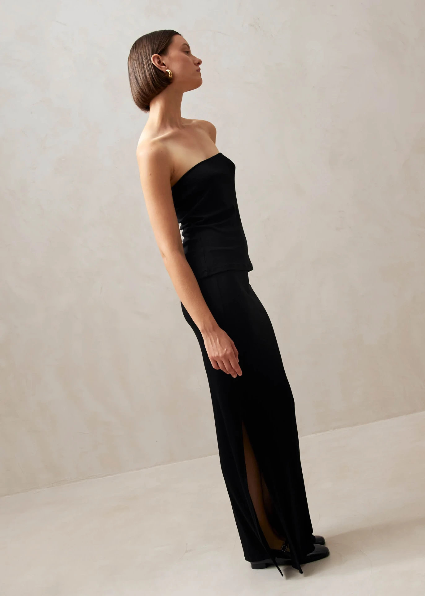 MONA TOP IN BLACK