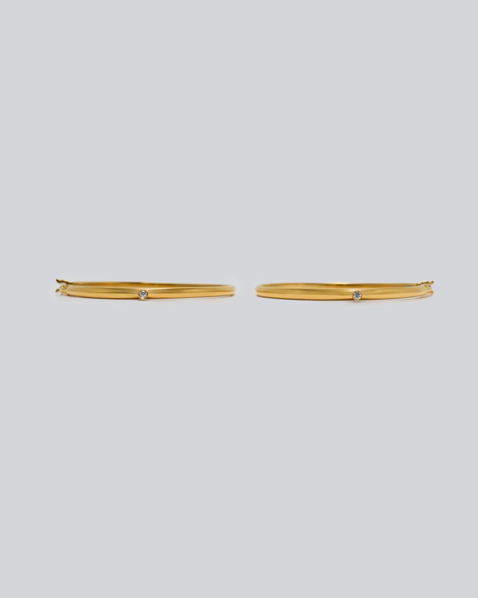 NENUPHAR HOOP EARRINGS IN GOLD