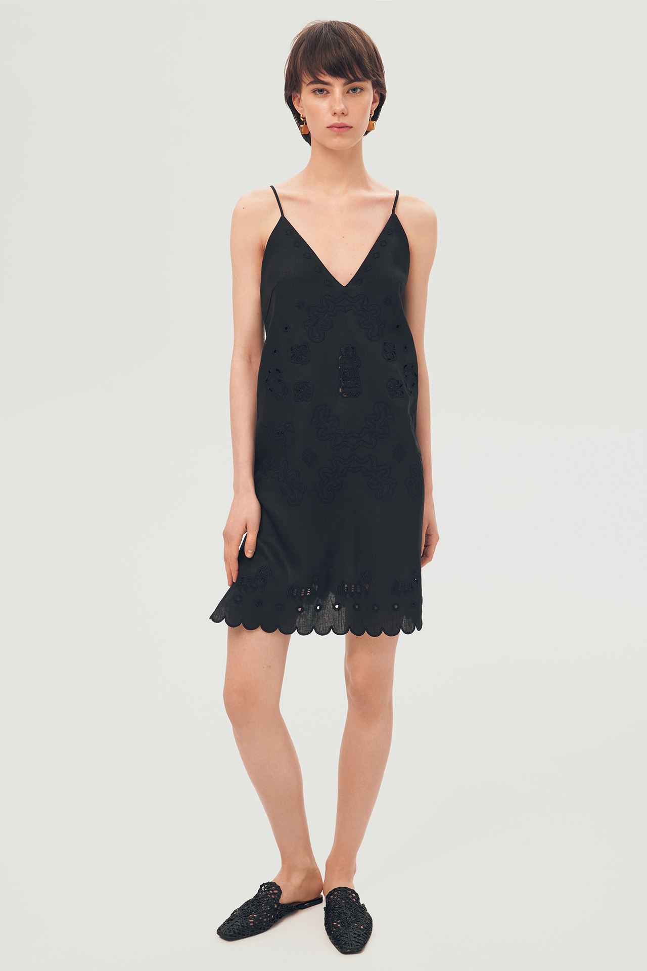 OLIVIIA EMBROIDERED MINI DRESS