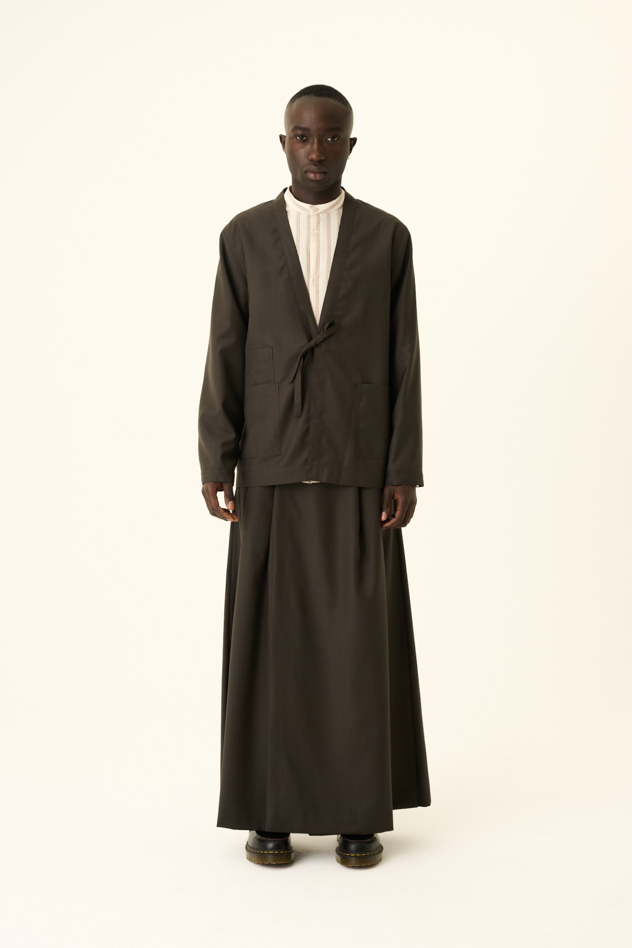 PHILLE SUITING IN MOSS GREEN