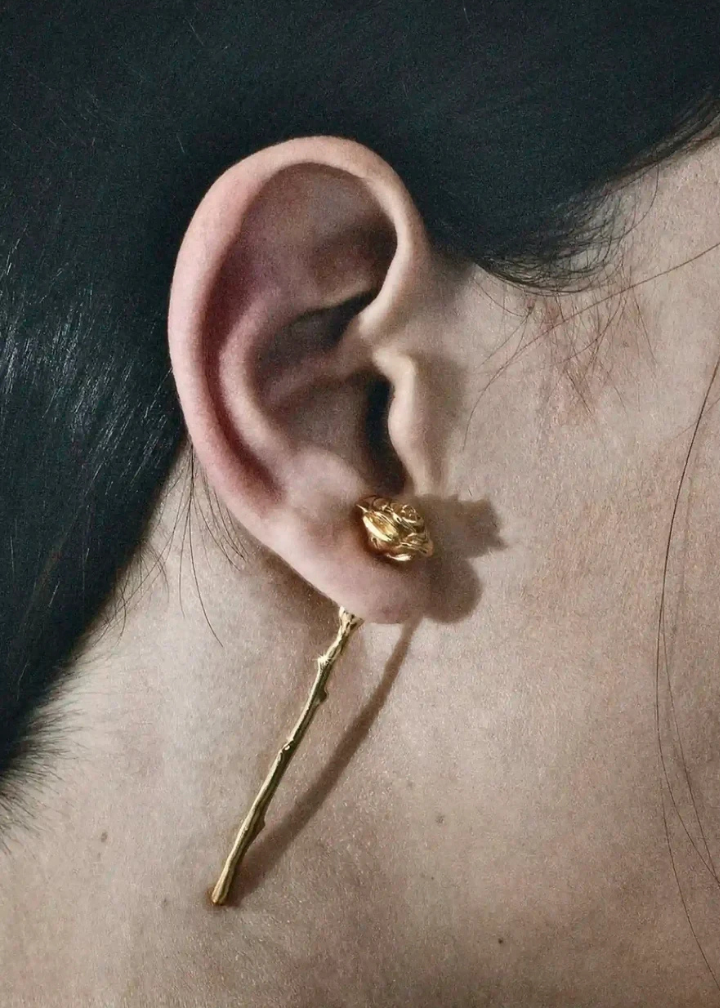 ROSE EARRING