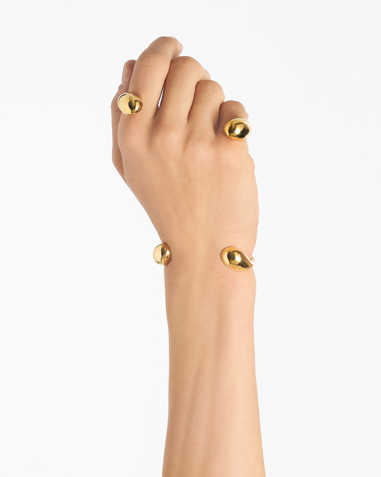 SERTI BRACELET SET IN GOLD
