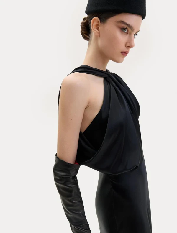 SILK DRESS WITH TWISTED DETAIL IN BLACK