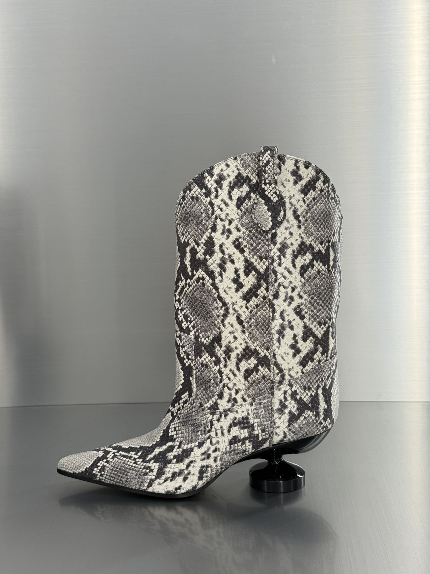 SNAKE LEATHER BOOTS