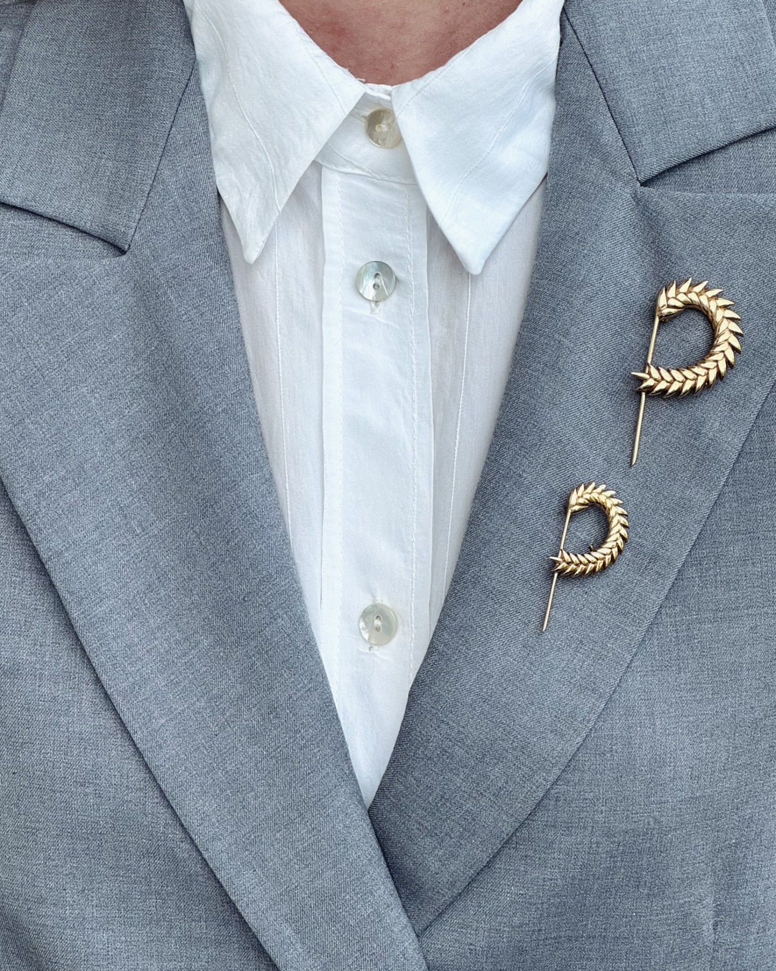 SPIKELET LARGE BROOCH IN GOLD