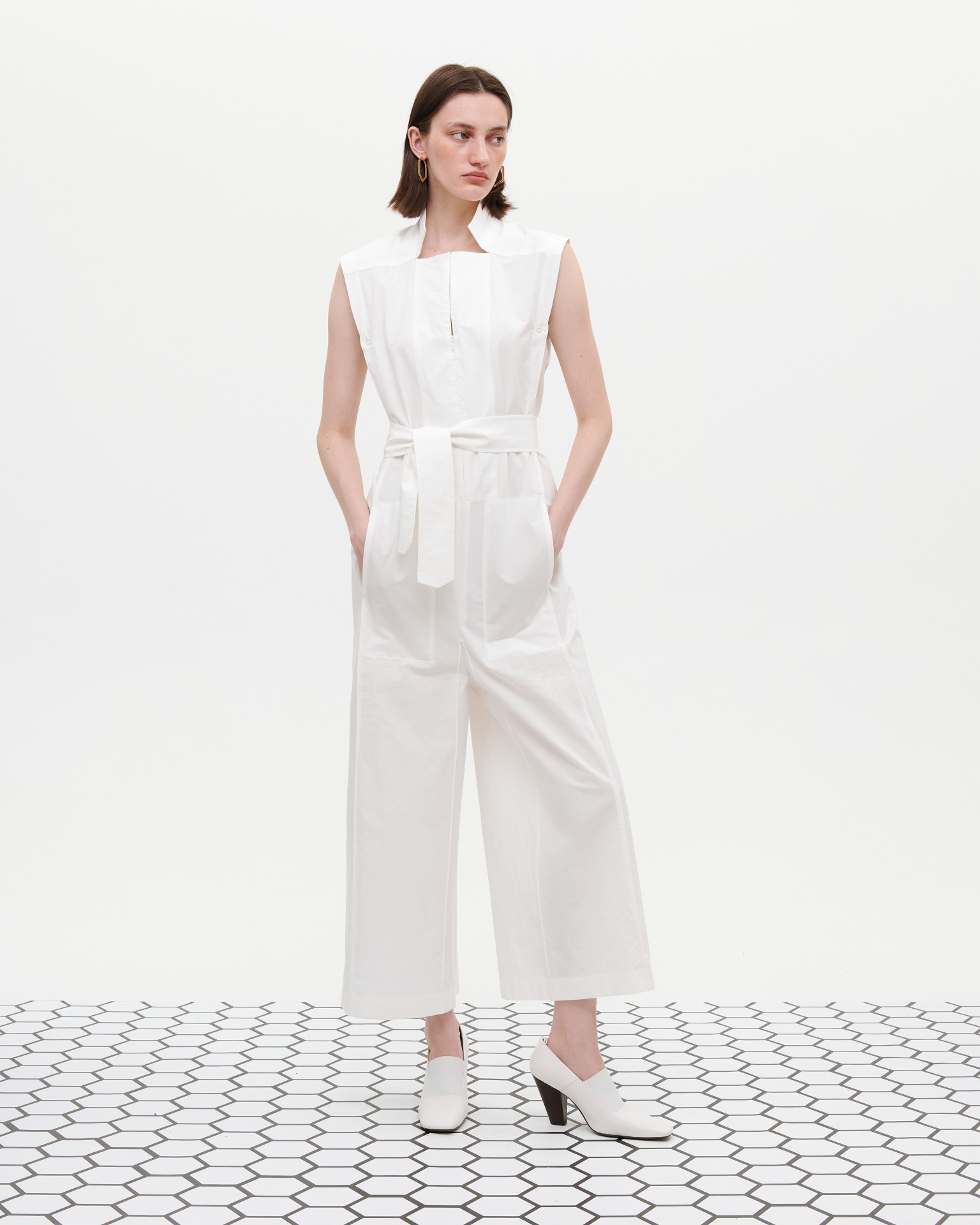 SQUARE JUMPSUIT IN IVORY